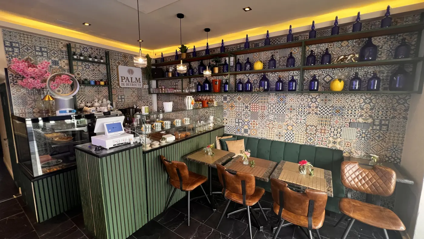 Le coin comptoir et sa banquette